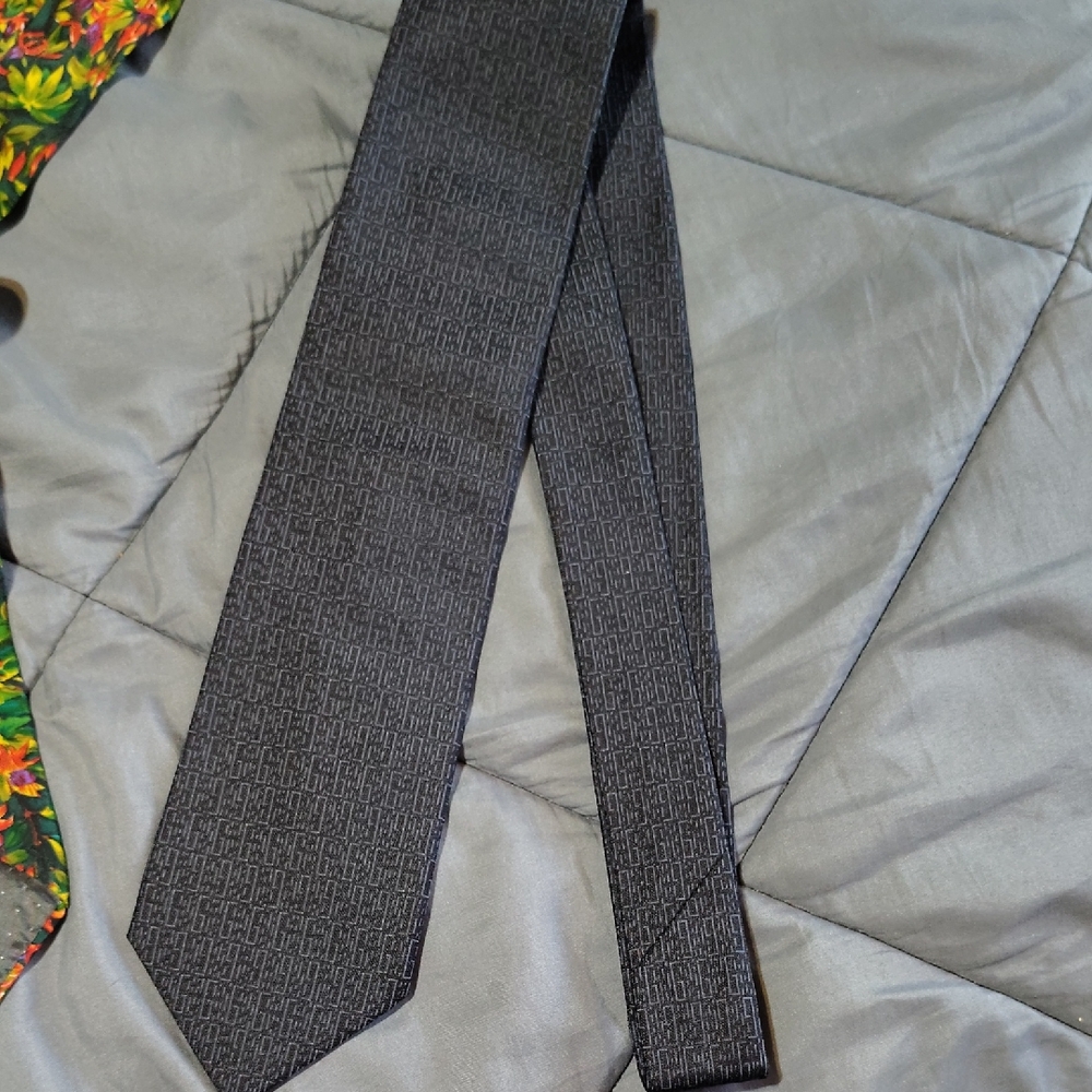 Gucci Black Textured Tie